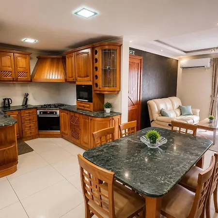 Thea Apartament